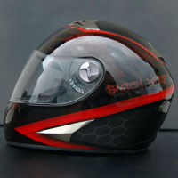 airbrush aerograf black and red helmet 